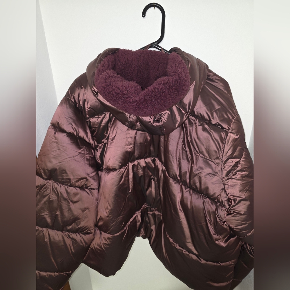 Metallic Puffer Jacket - Picture 2 of 6